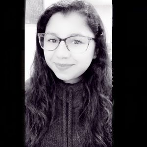 Meet your Posher, Adriana